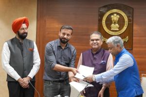 ਪੰਜਾਬ ਵਿੱਚ ਨਿਵੇਸ਼ ਦੀ ਰਫ਼ਤਾਰ ਜਾਰੀ: ਅੰਮ੍ਰਿਤਸਰ ਲਈ 400 ਕਰੋੜ ਰੁਪਏ ਦੇ ਟ੍ਰਾਈਡੈਂਟ ਹੋਟਲ ਪ੍ਰੋਜੈਕਟ ਦਾ ਐਲਾਨ: ਸੰਜੀਵ ਅਰੋੜਾ 